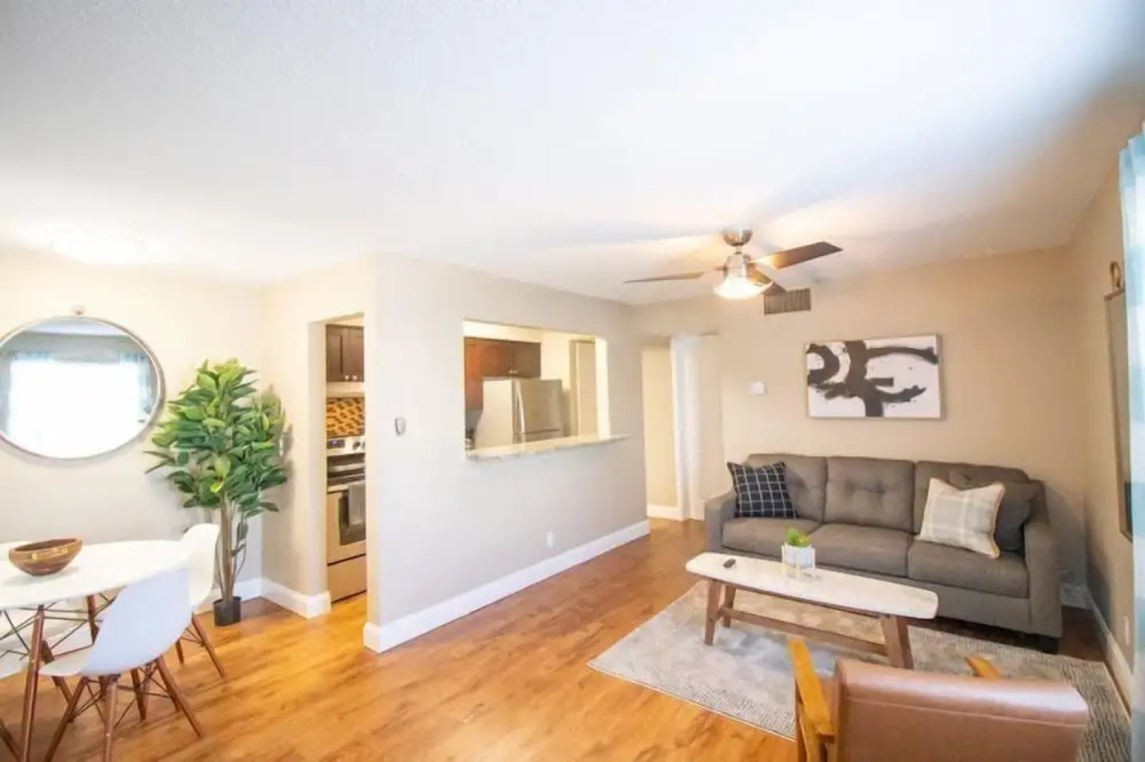 Brief Homes - The Victor 1 Bedroom Apartment #5