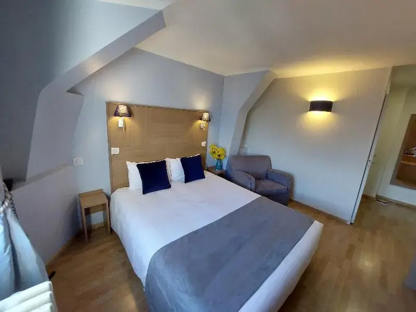 Logis Hotel Loire Hotel