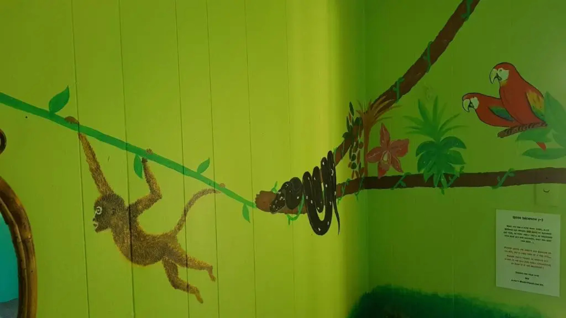 Alice's Secret Travellers Inn