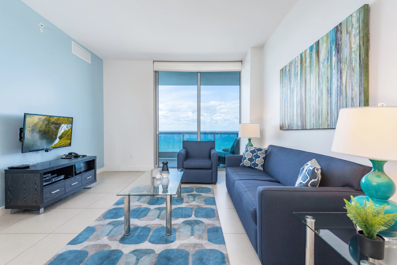 Churchill Suites Monte Carlo Miami Beach