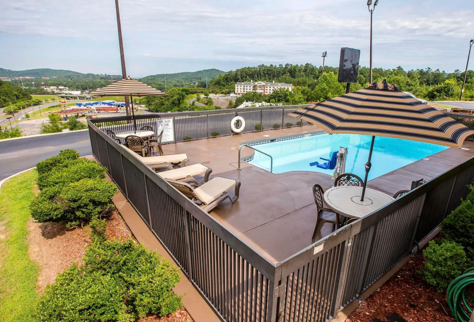 Quality Inn Airport - Southeast