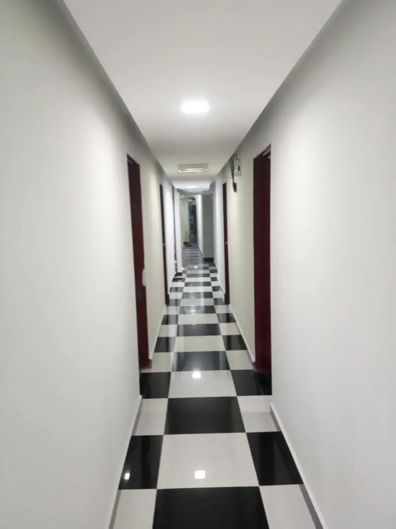 New Wave Hotel Nilai 1