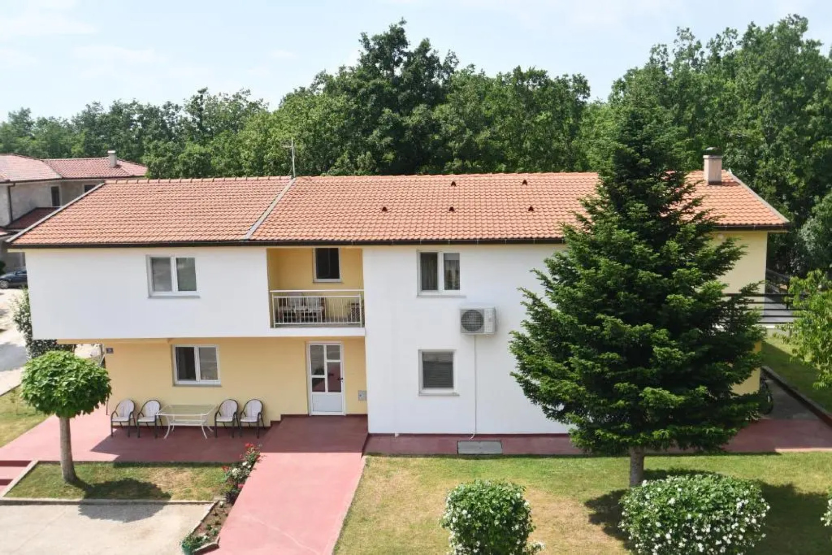 Casa Del Pellegrino M&A - Ostojići