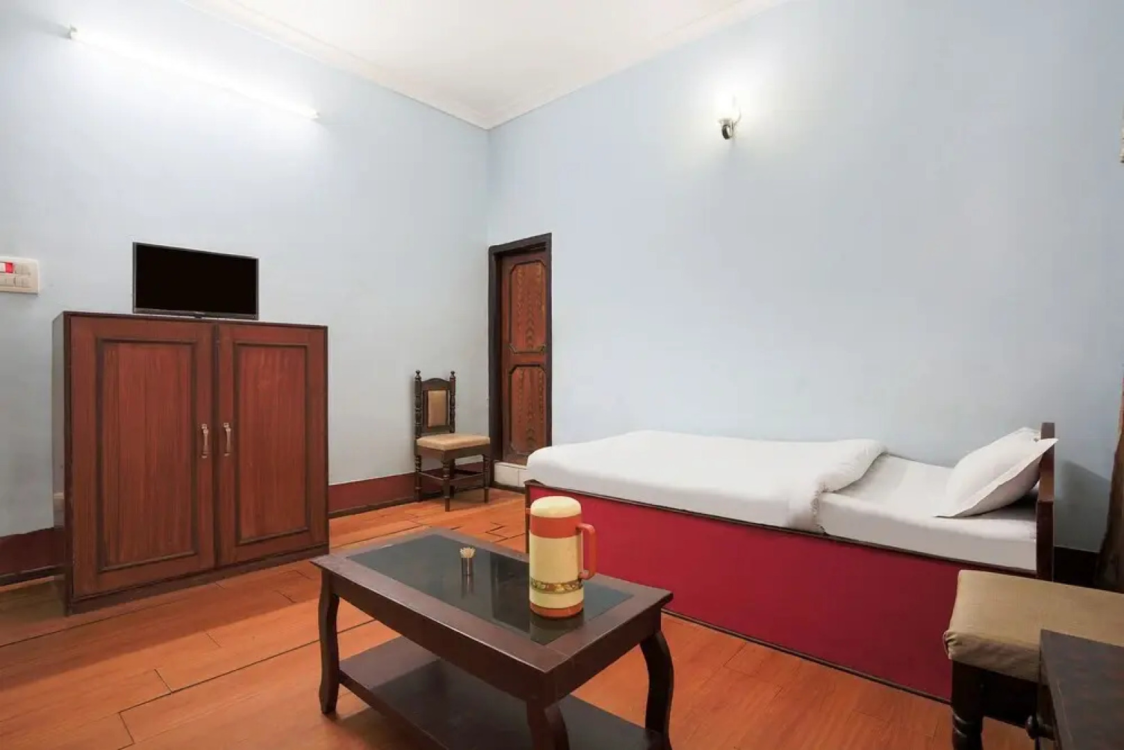 OYO 436 Hotel Everest Inn