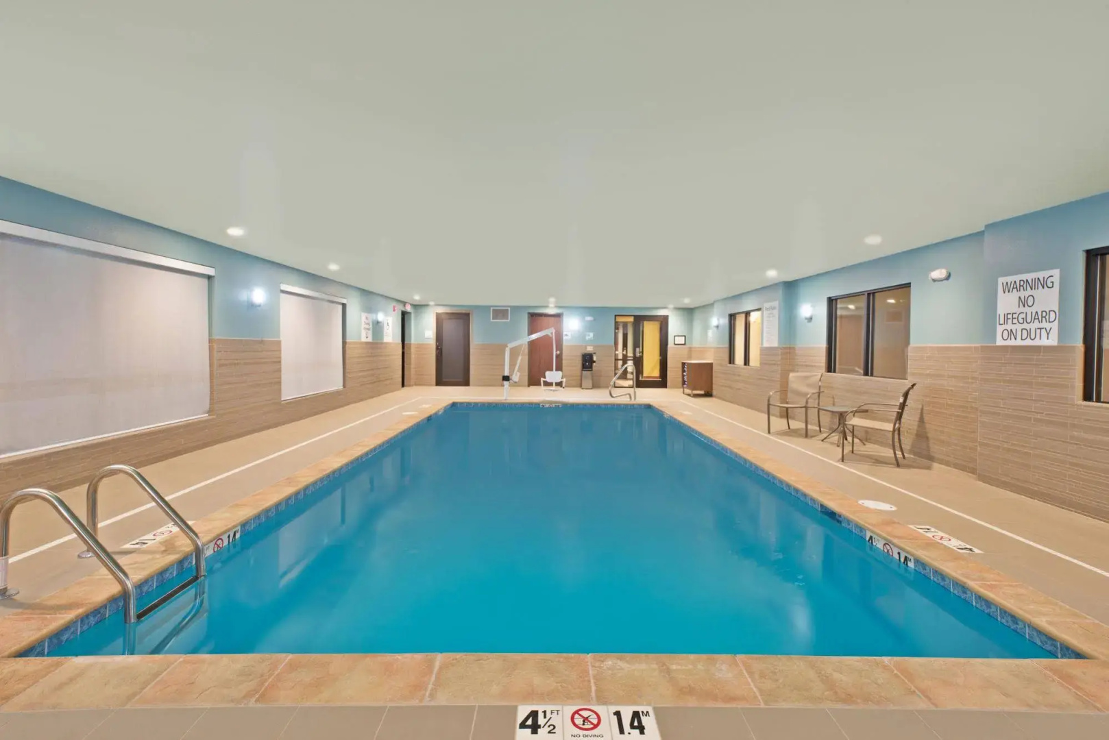 Holiday Inn Express & Suites Uniontown by IHG