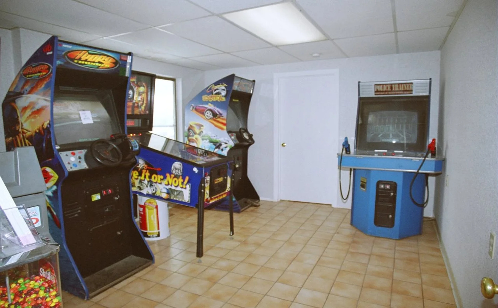 Ambassador Inn & Suites