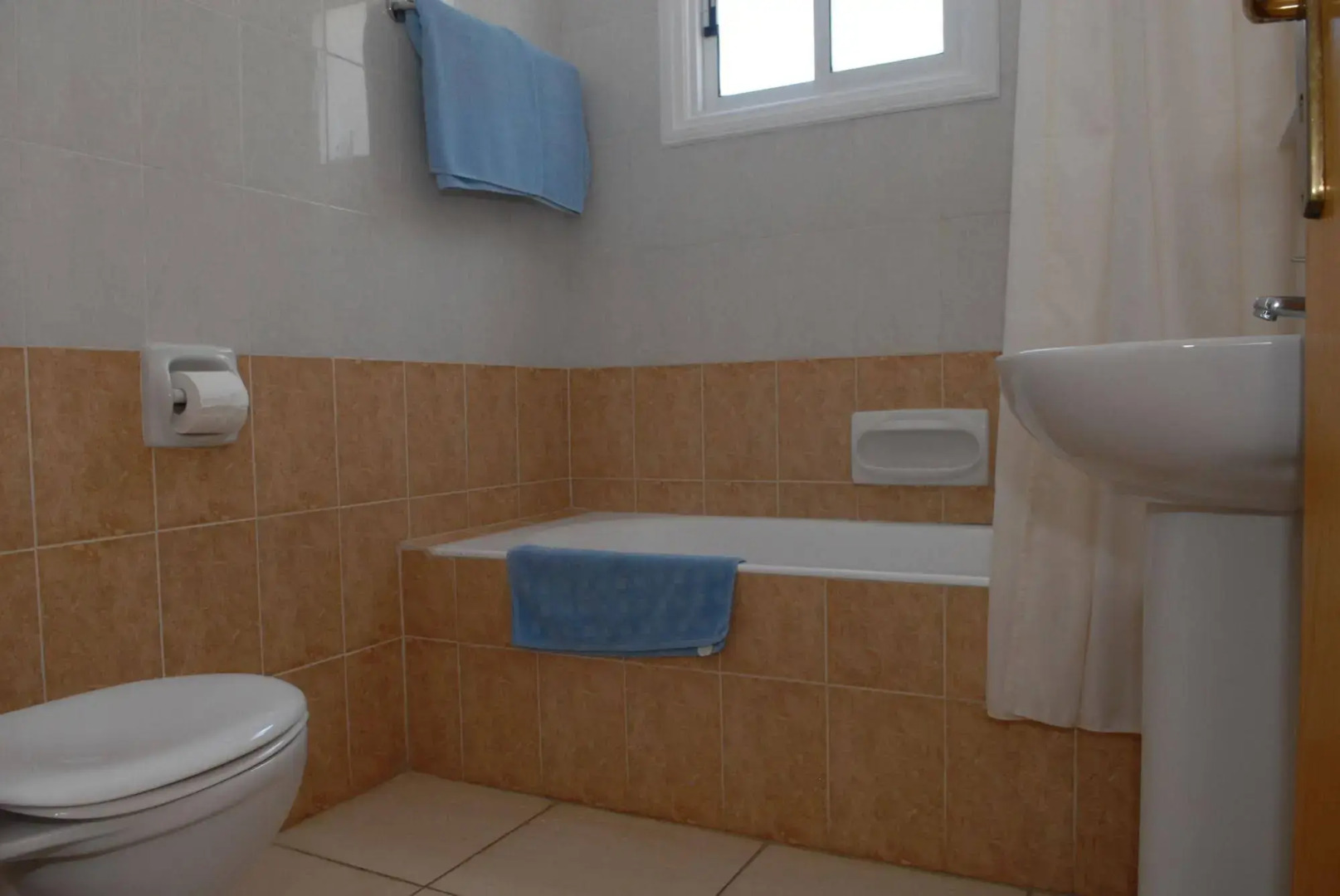 Maistros Hotel Apartments