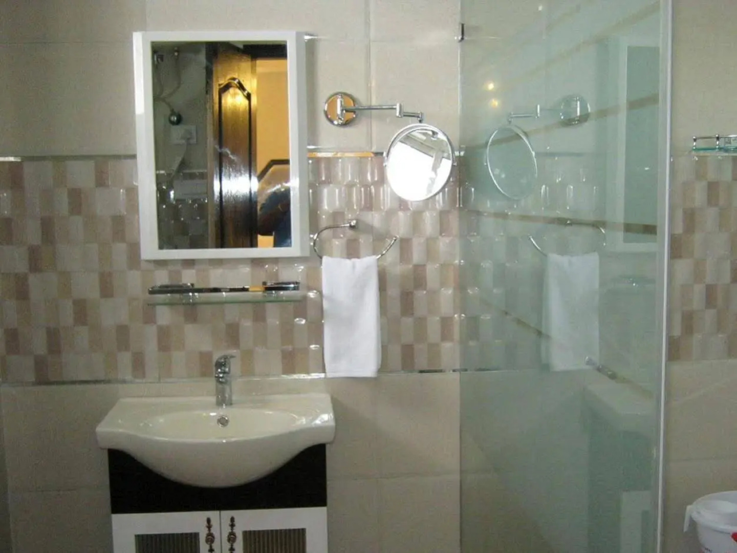 Royal Court Ananta Express