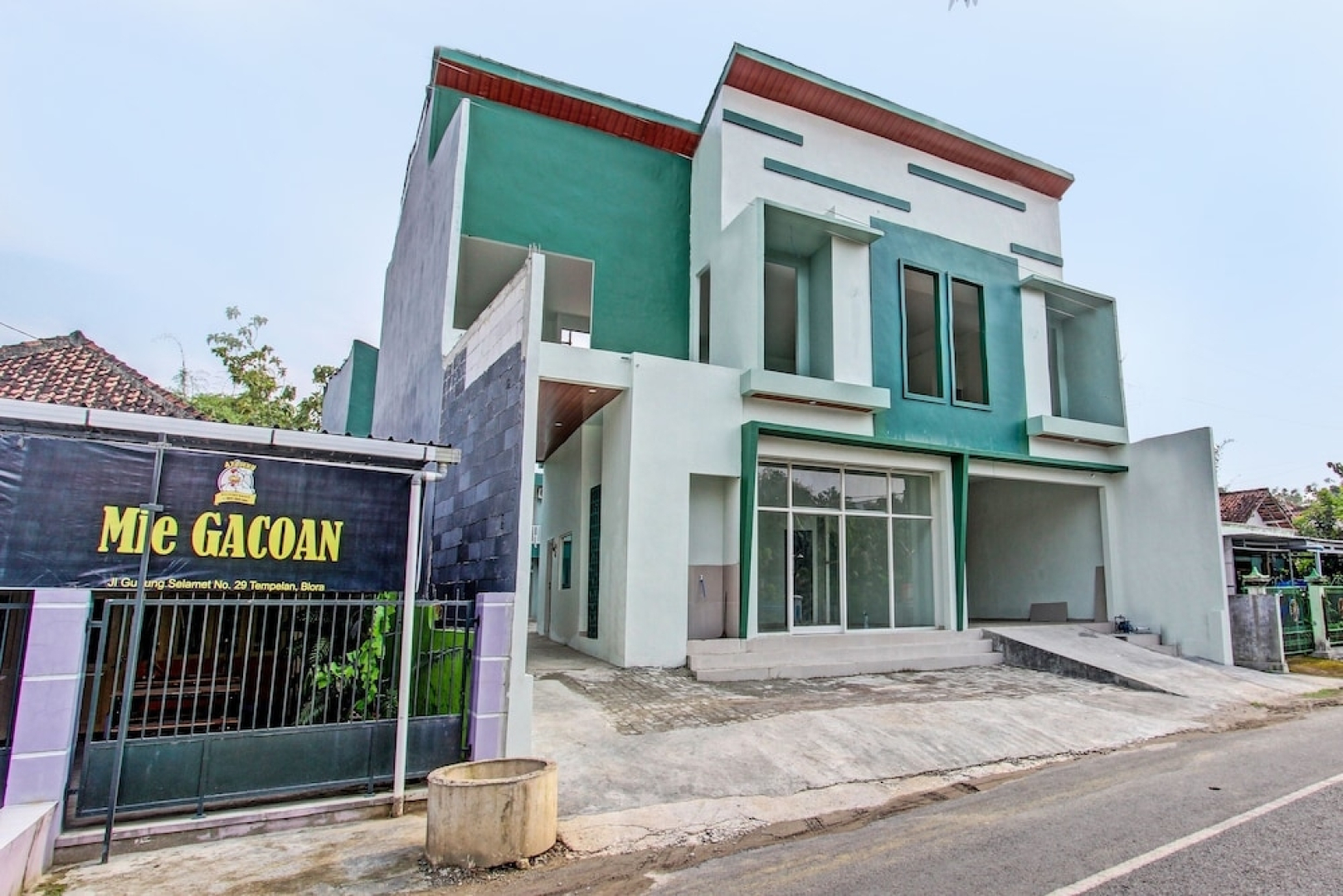 OYO Life 92428 Samudera Guesthouse