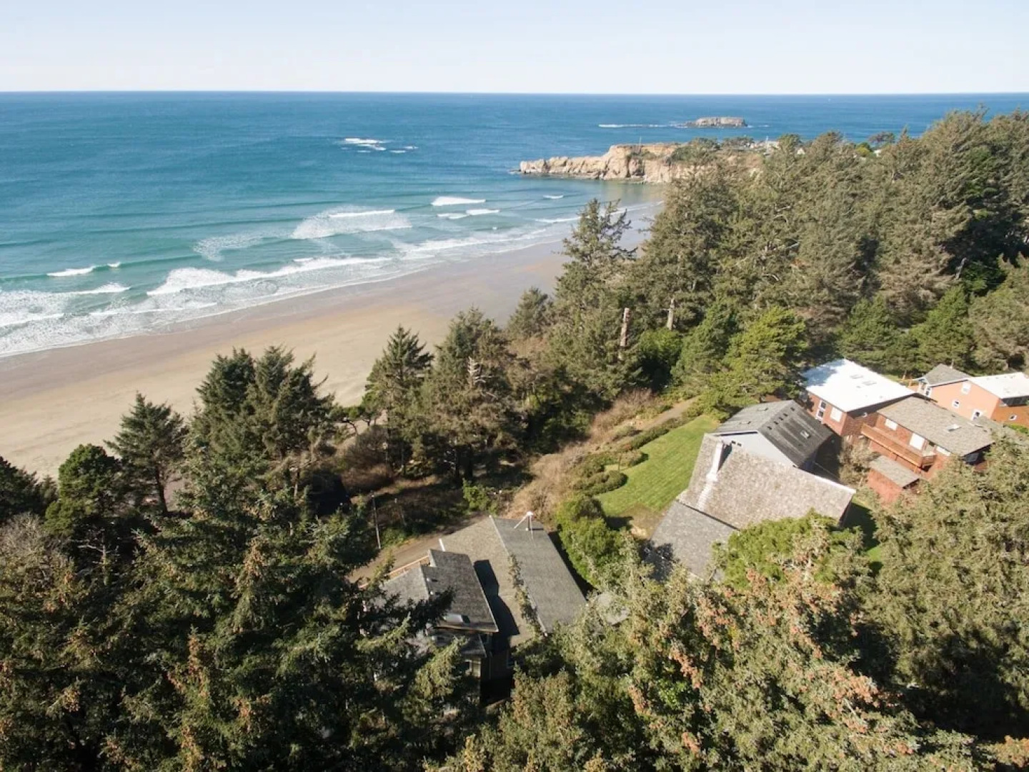 Otter Rock Hideaway 3 Bedroom Home