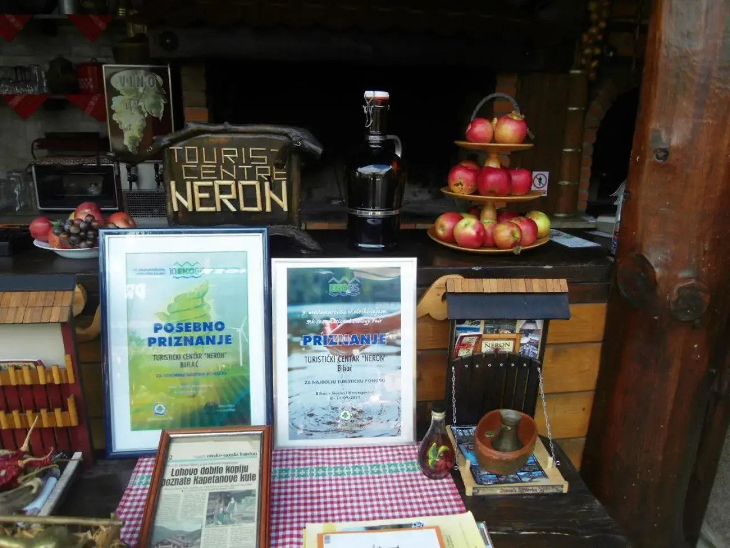 Rooms and Apartments Neron