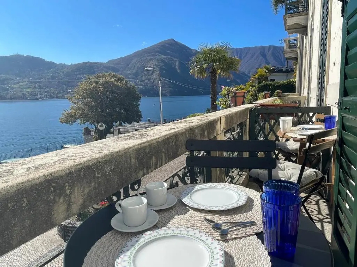 Belle Ile Lake View Suite