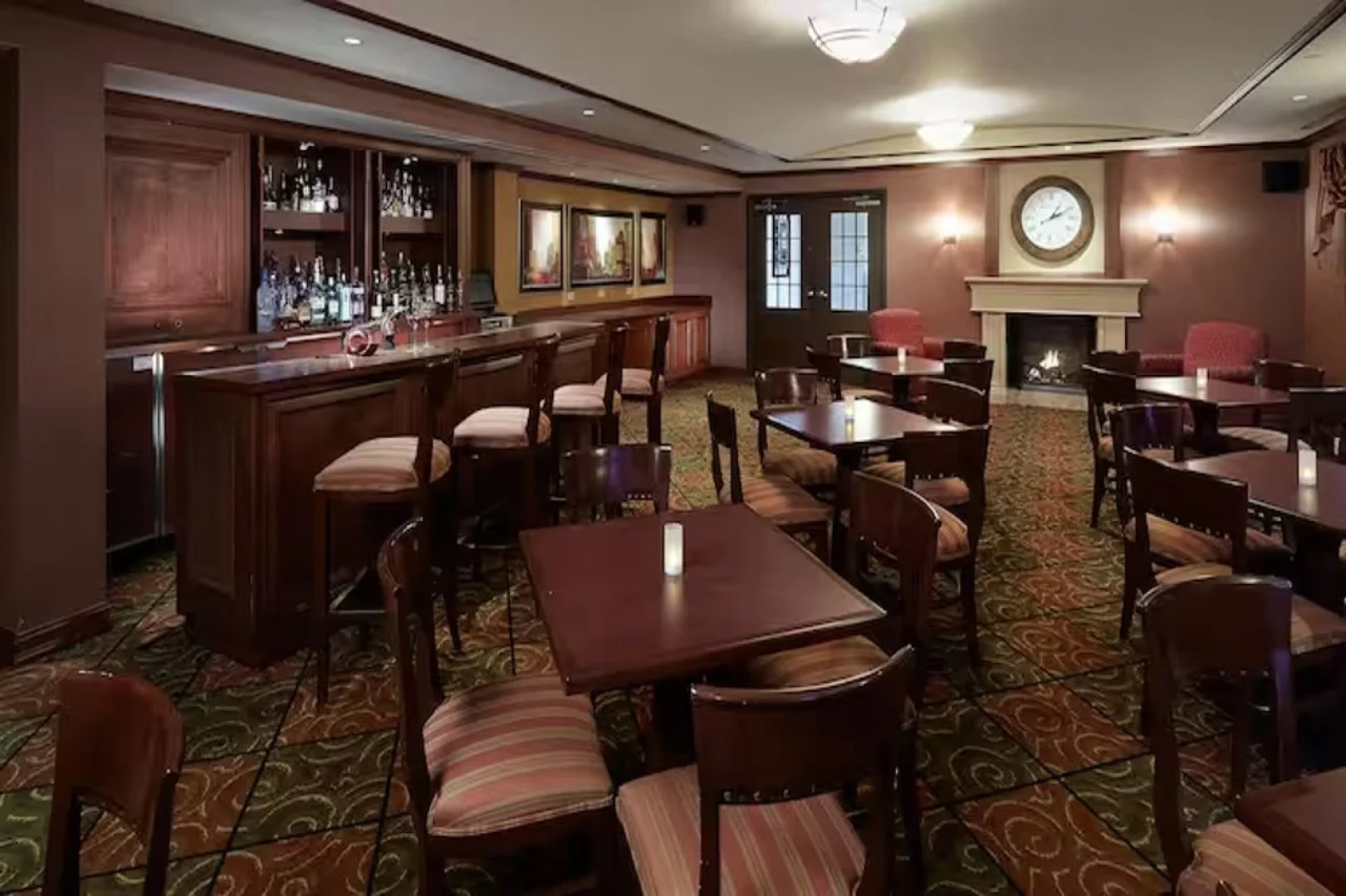 Hampton Inn & Suites by Hilton Montreal-Dorval