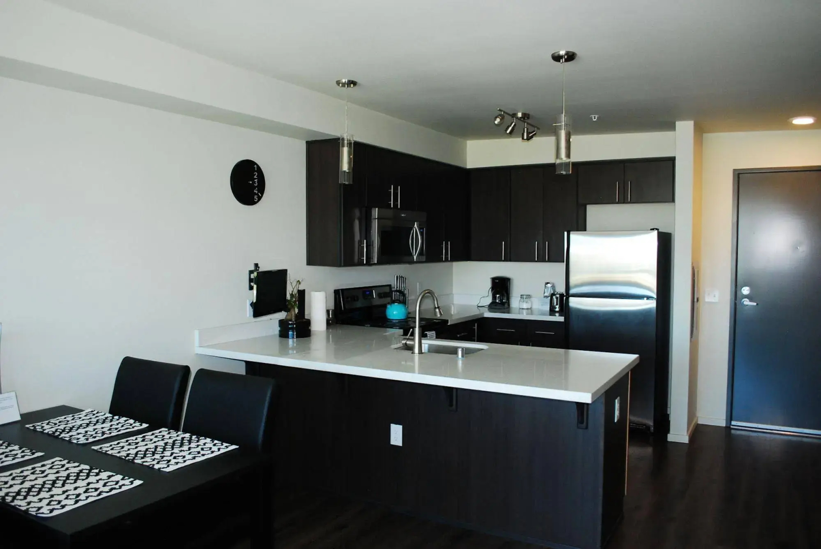 Seattle Center Luxury Suites by NSpire
