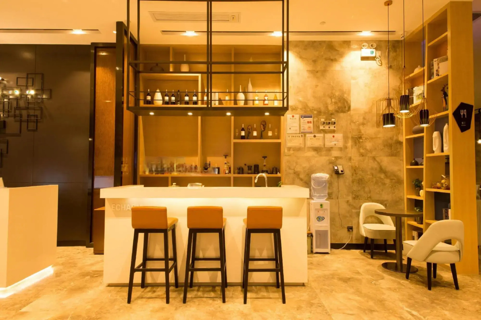 Echarm Hotel Qingyuan Stadium Branch