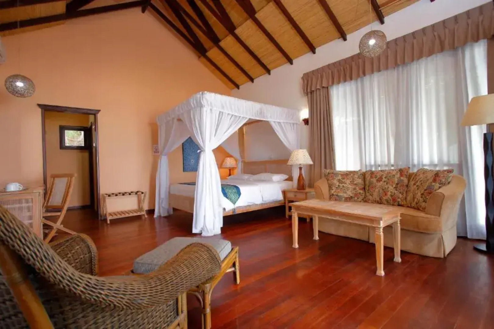 Sutera @ Mantanani Island Resort & Spa