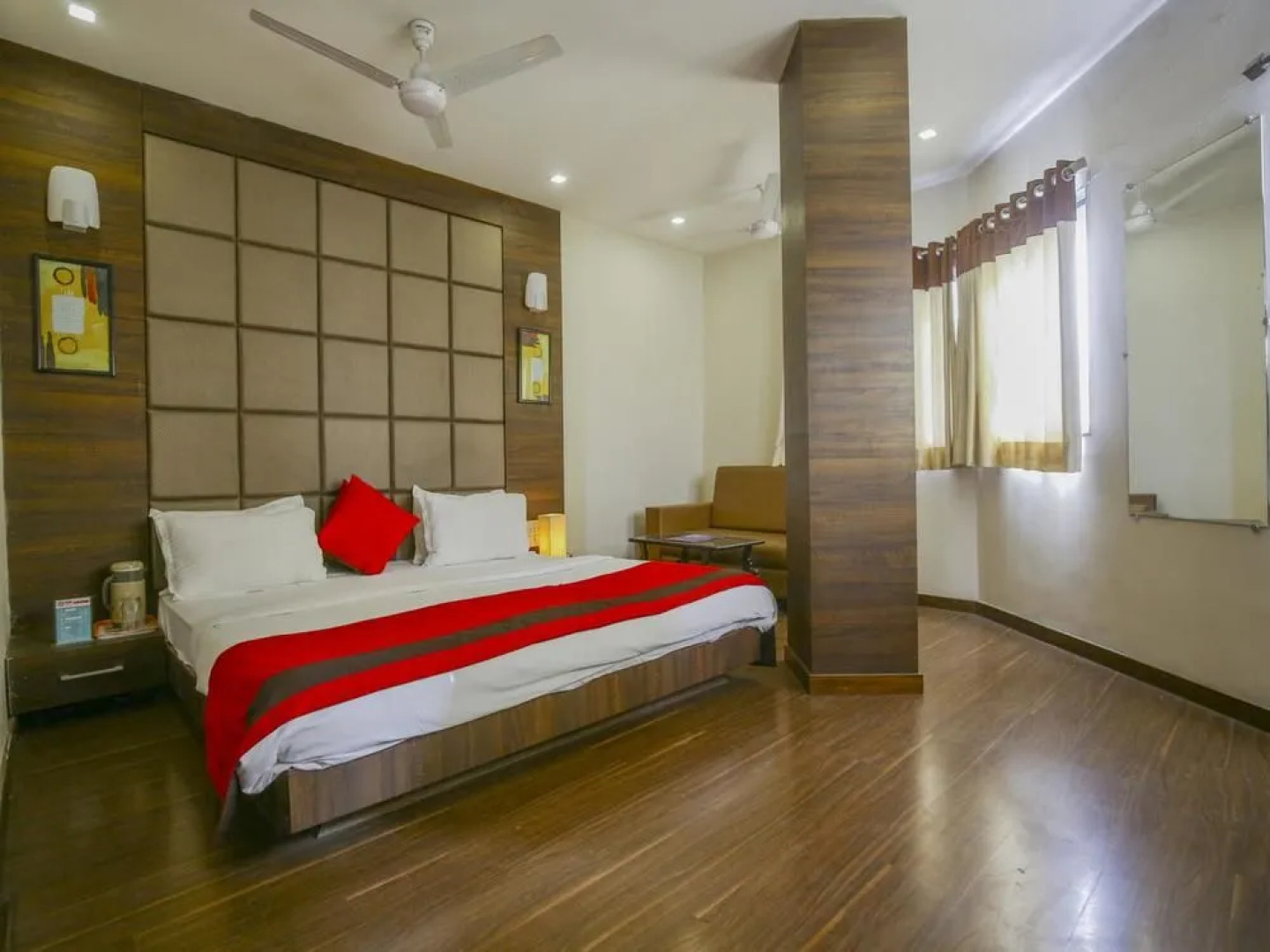 OYO Rooms GIDC Vatva