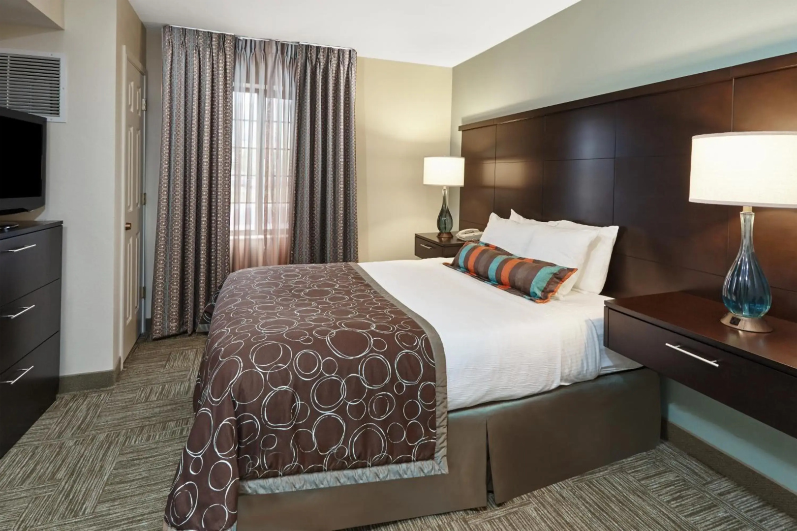 Staybridge Suites Chicago - Glenview by IHG