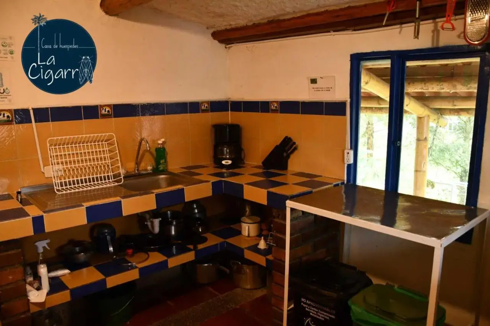 La Cigarra Cine y Cafe