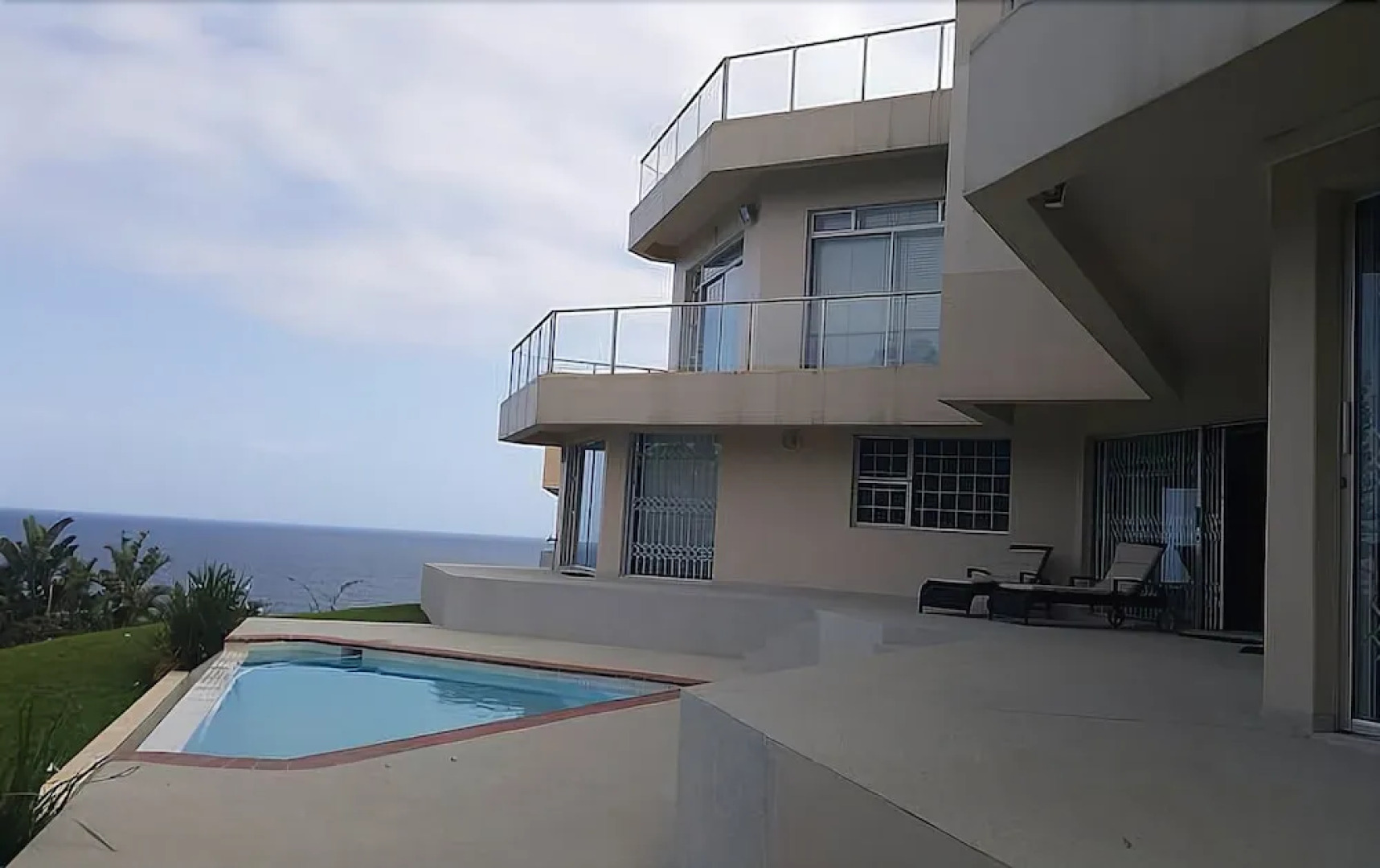 Ballitoville Big Family Villa