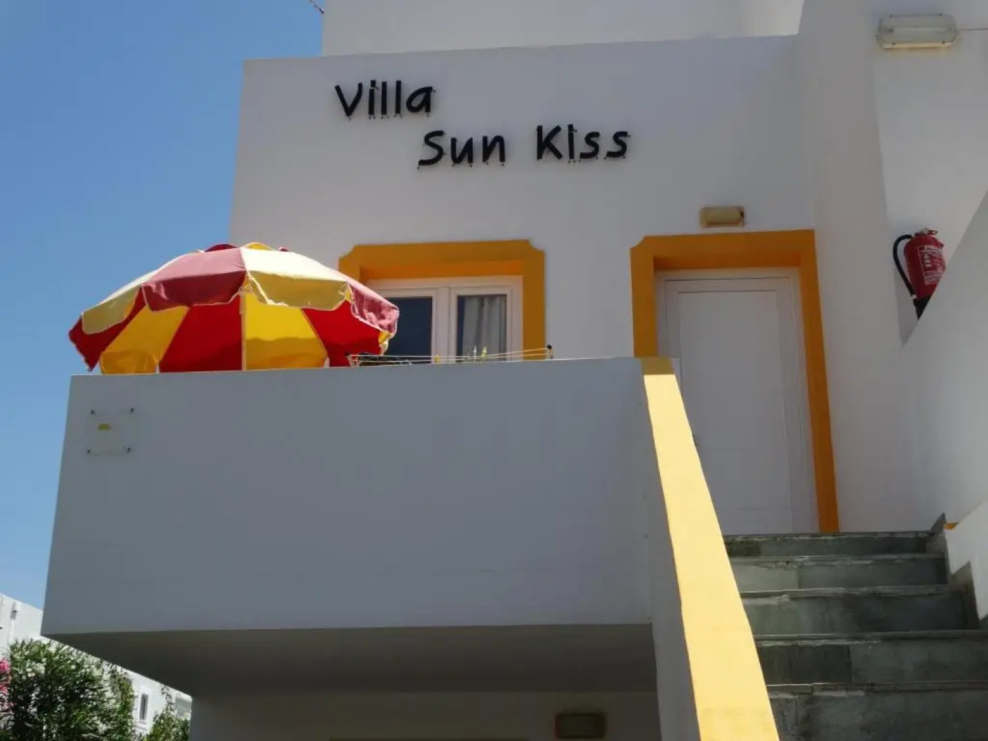 Villa Sun Kiss Apartments