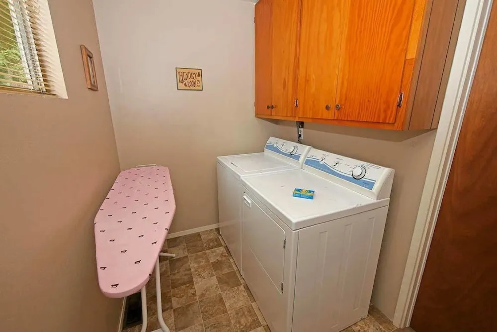 2269 Oregon Avenue by RedAwning