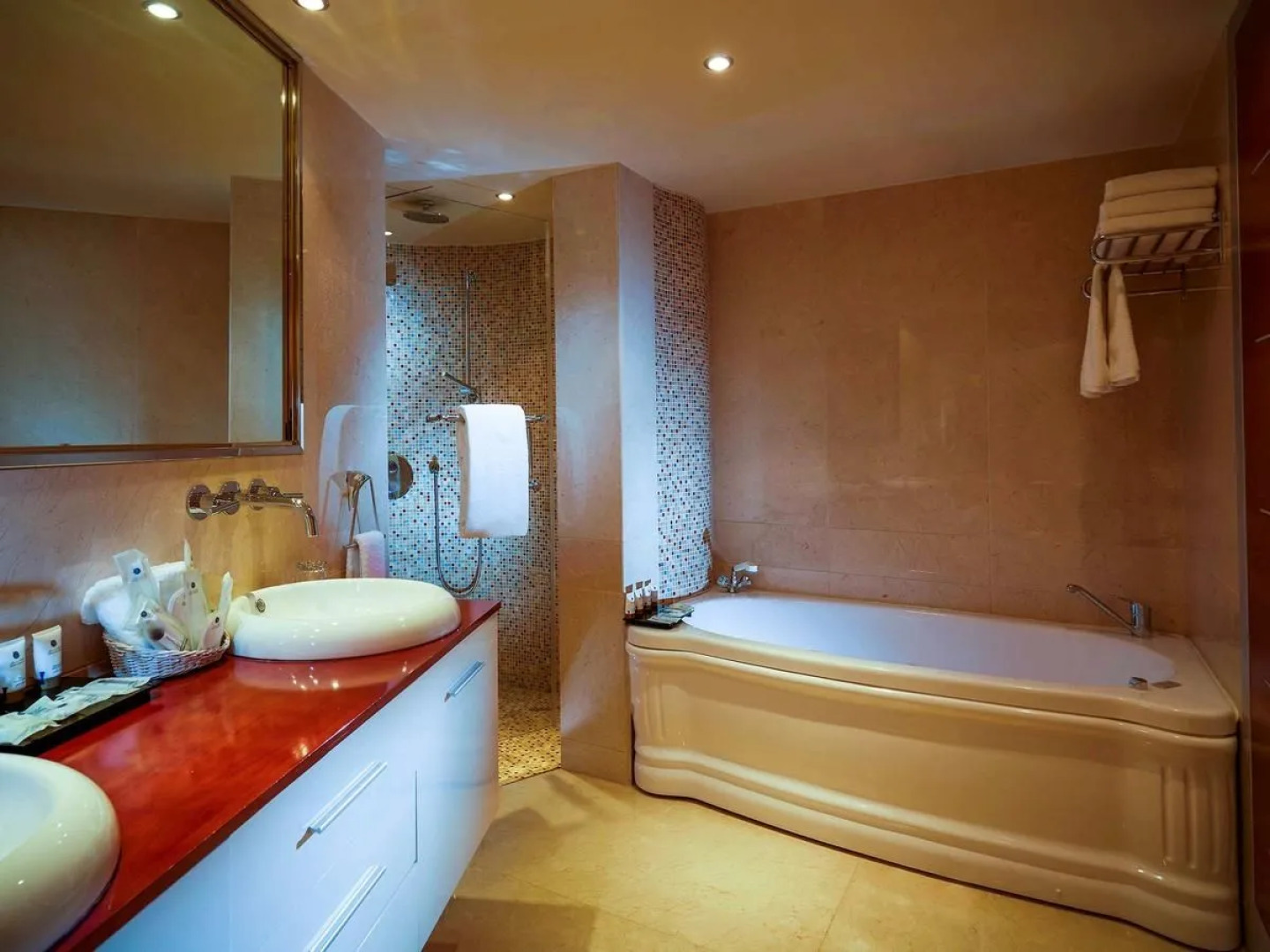 Frontel Al Harithia Hotel