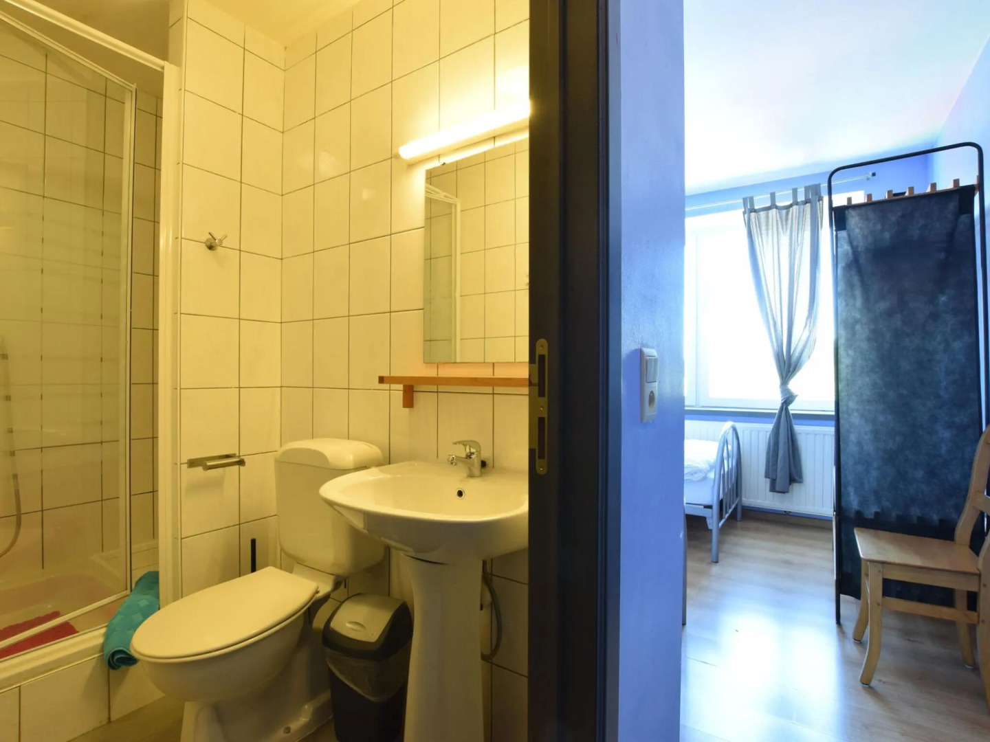 Pleasant Holiday Home with Sauna and Jacuzzi in Courtil