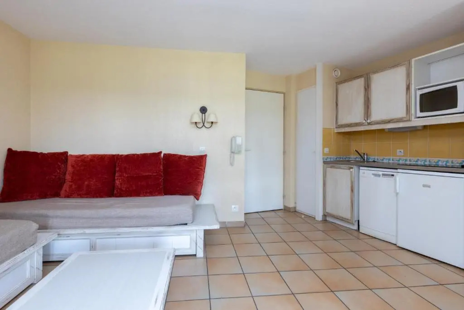 Le Gouic Joli Appartement Piscine