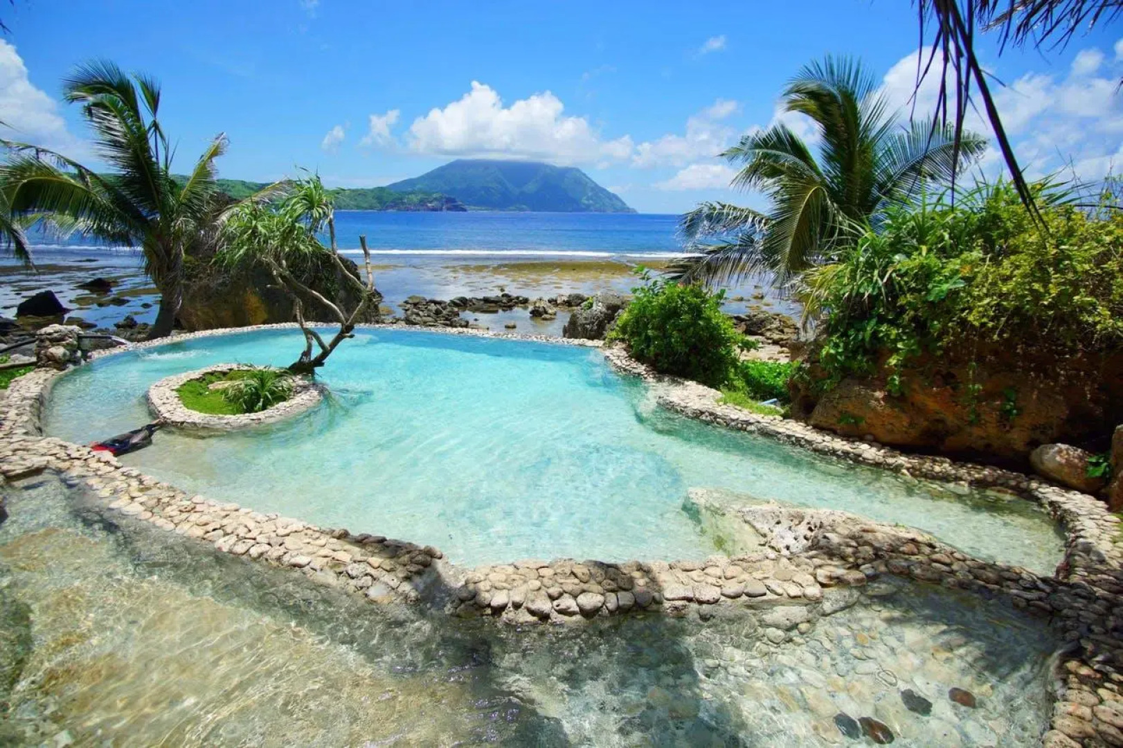 Dive Batanes Lodge and Restaurant