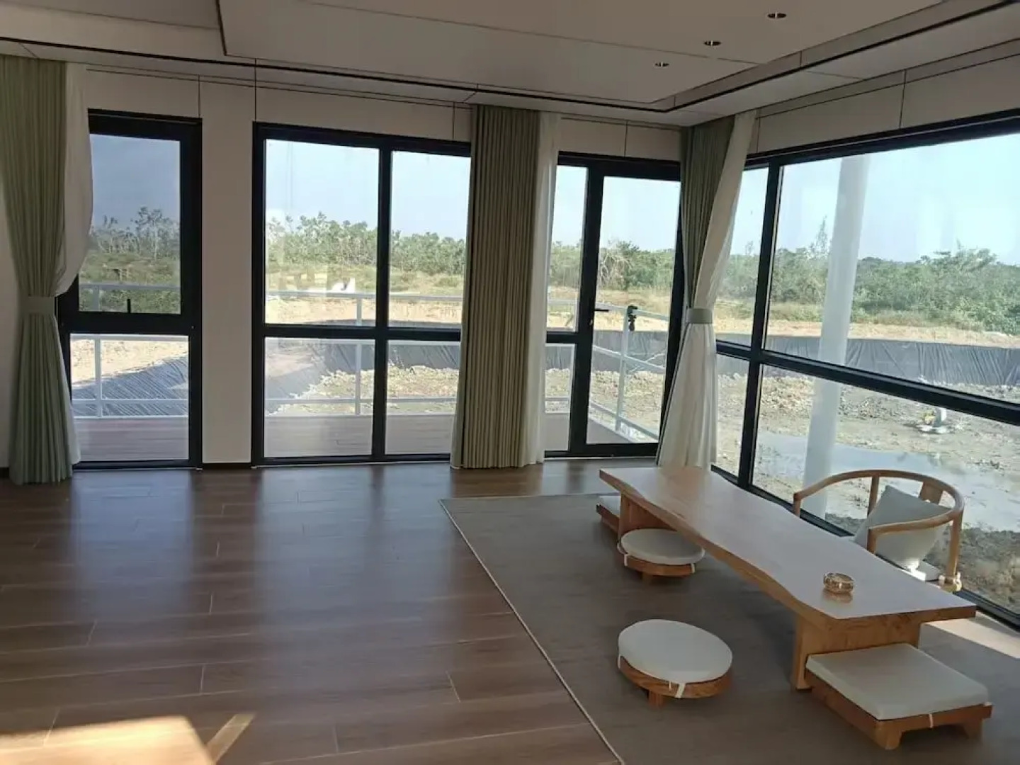 Unicorn Rocket Resort