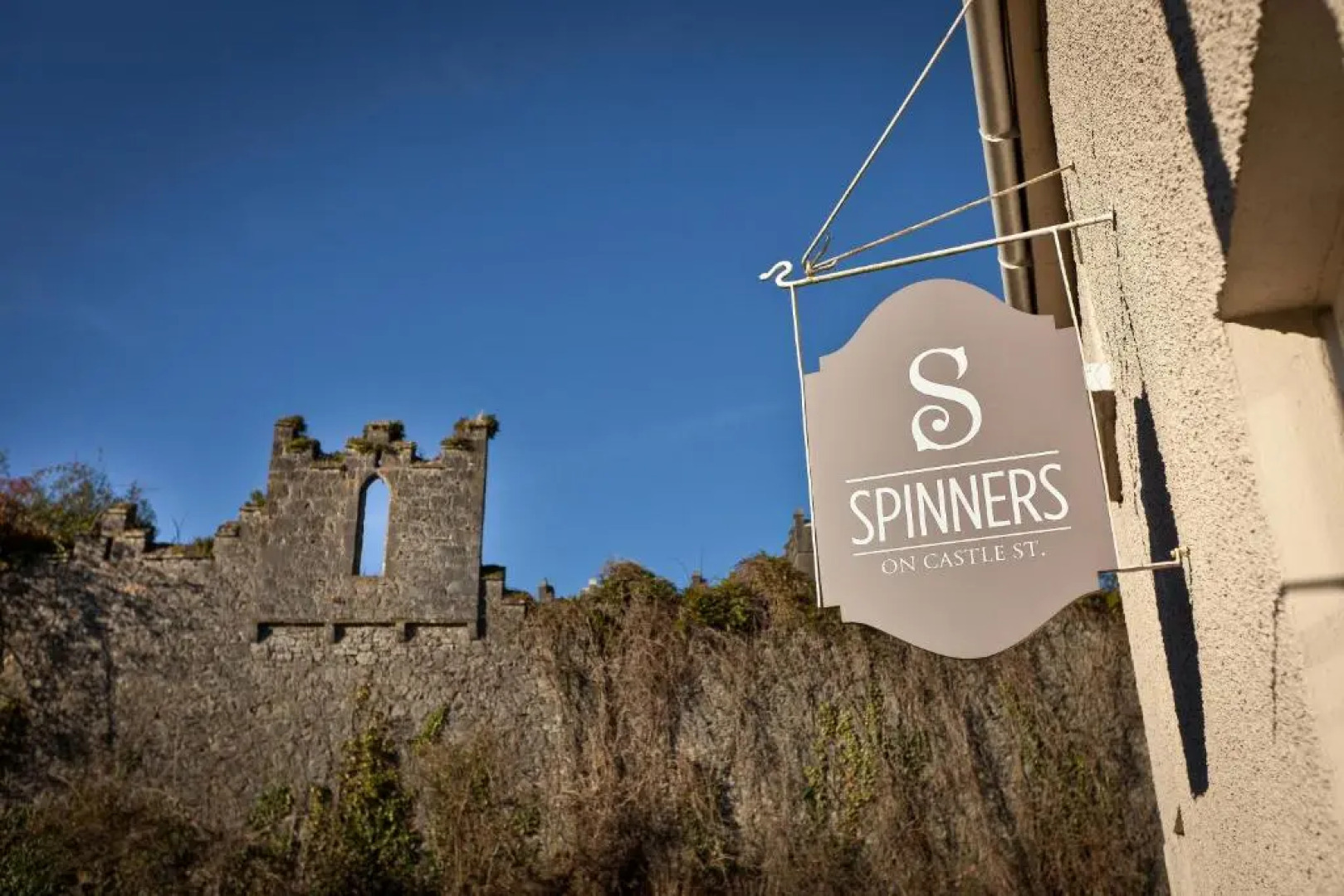 Spinners on Castle Street