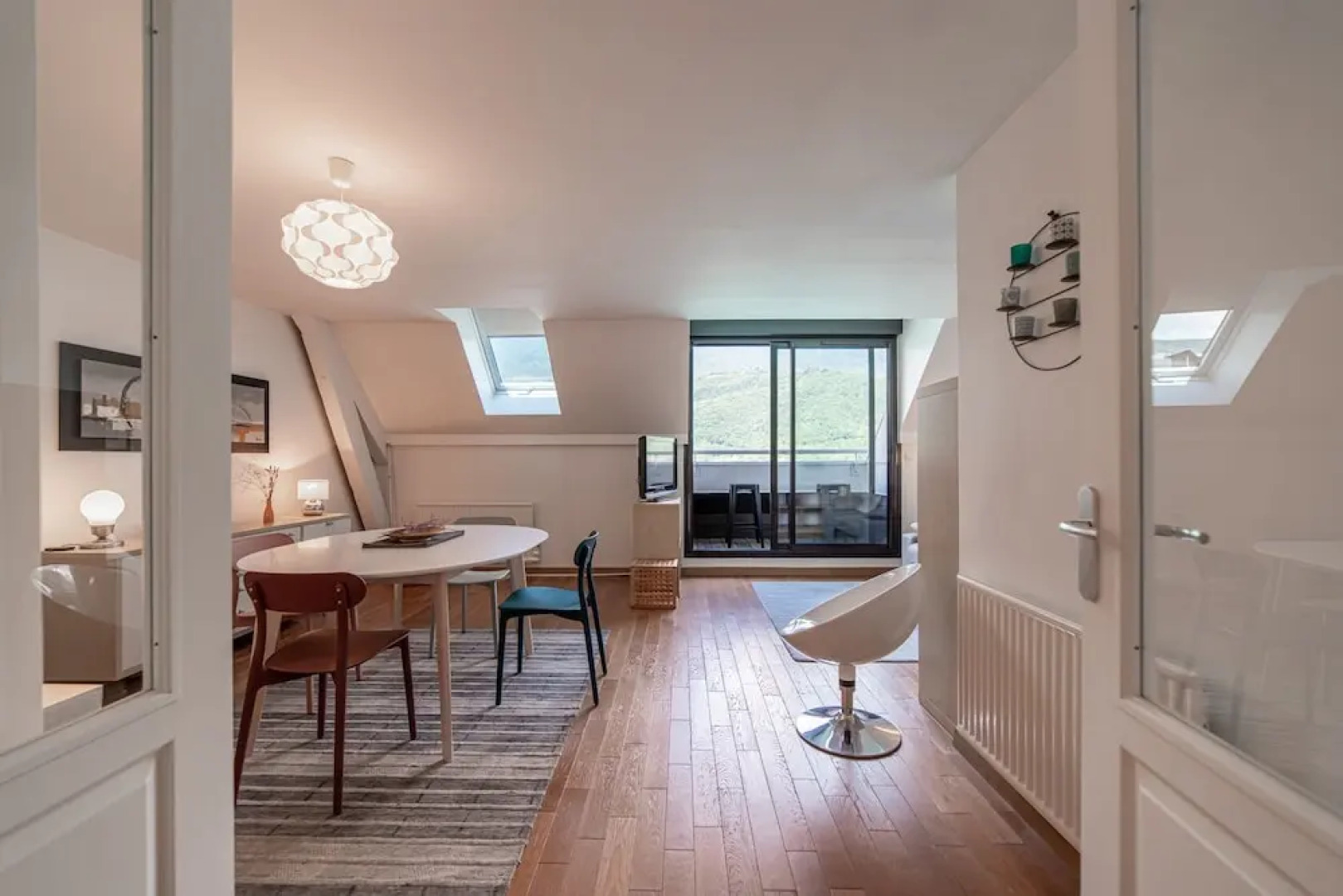 Balcon sur le lac Appartement privé