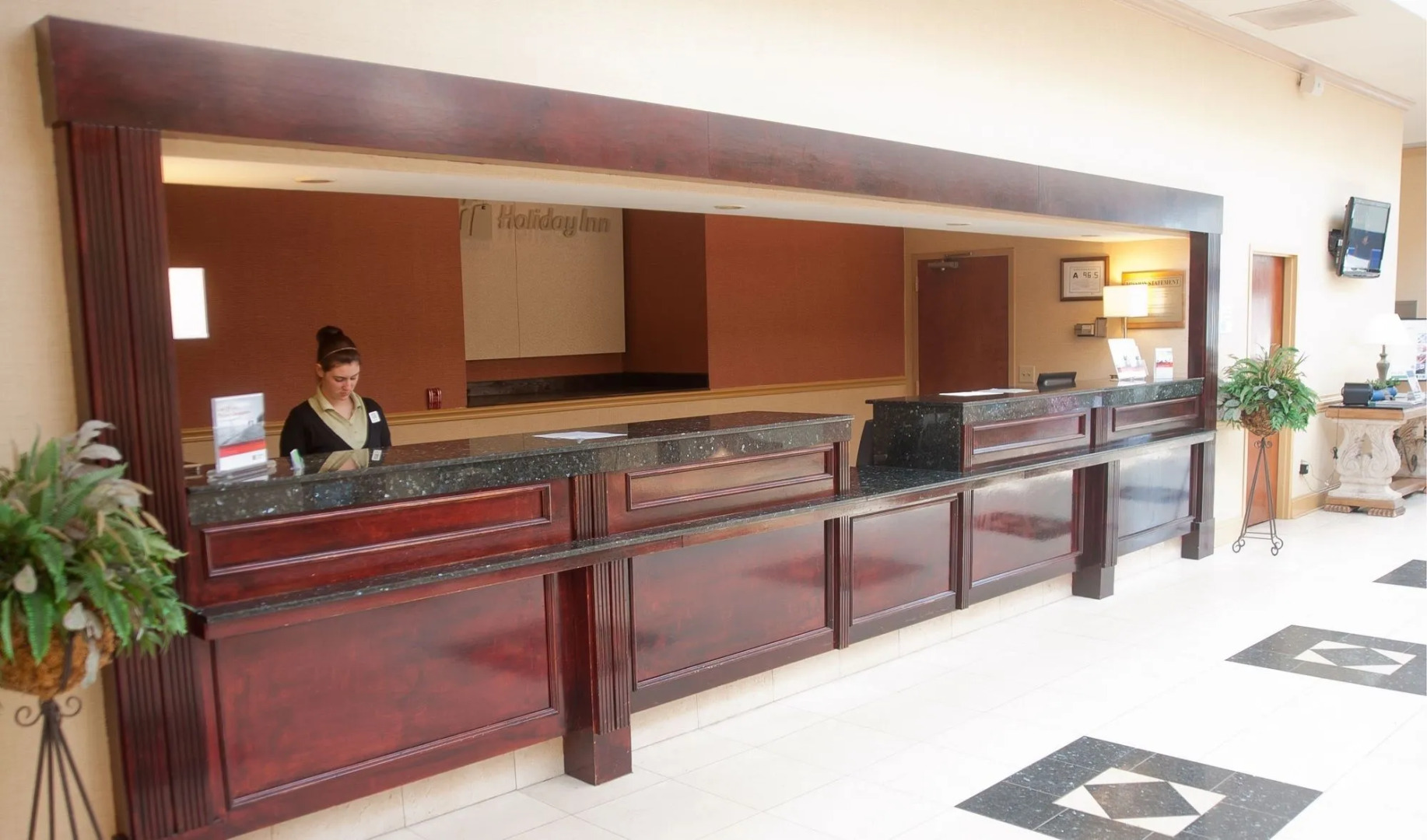 Holiday Inn Fayetteville-I-95 South