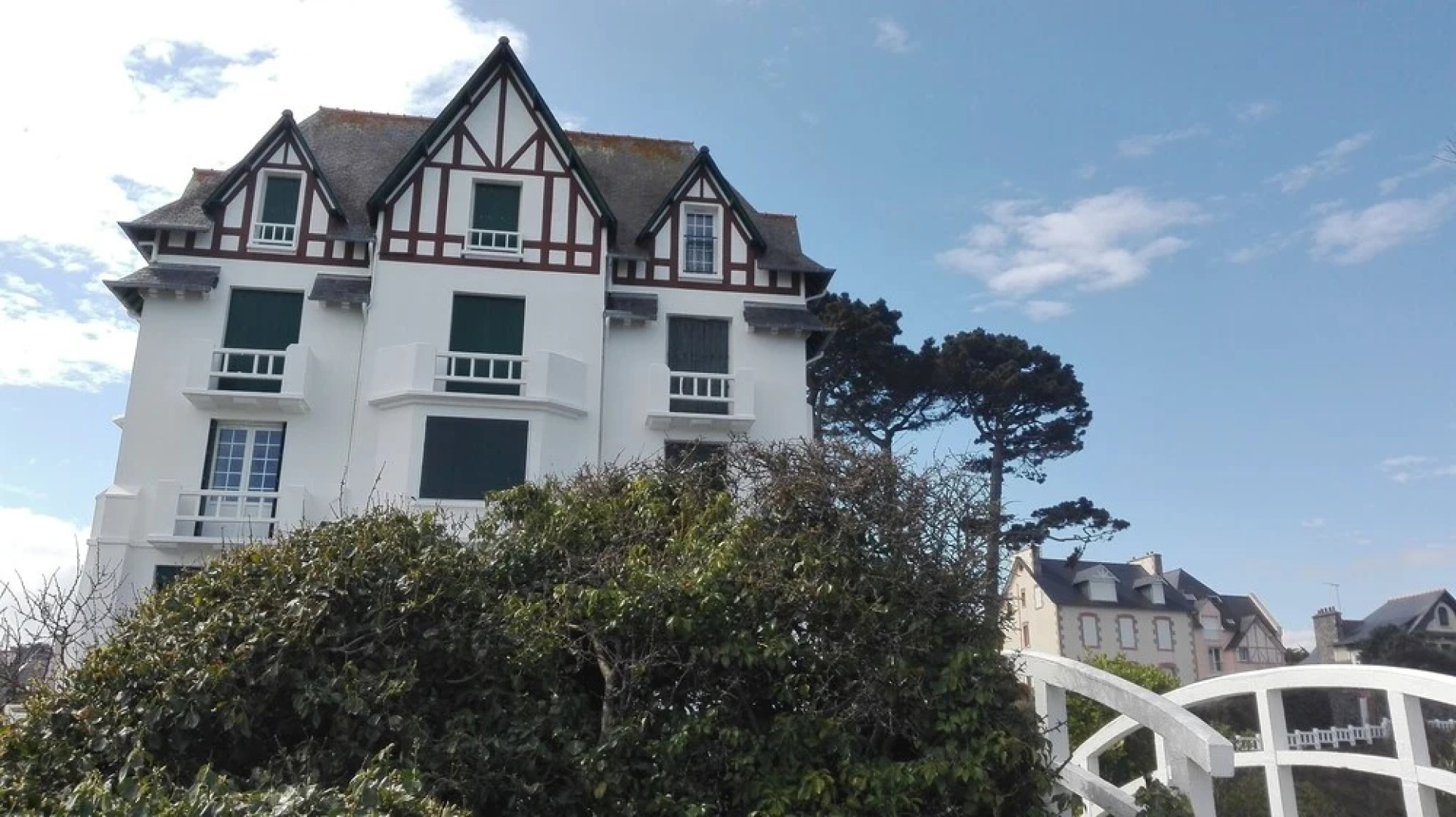 Appartement pieds dans l'eau
