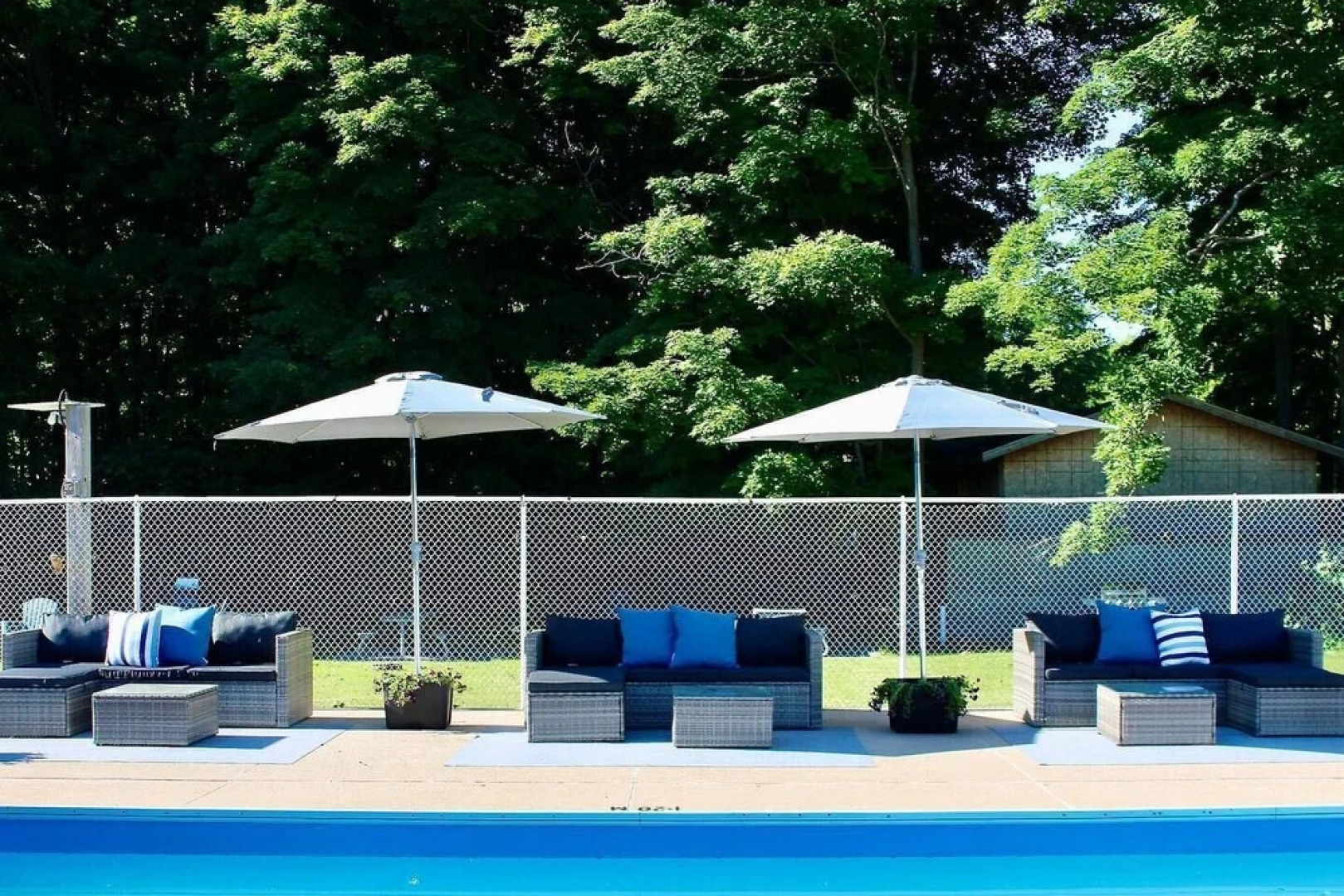 Lakeview Motel and Cottages