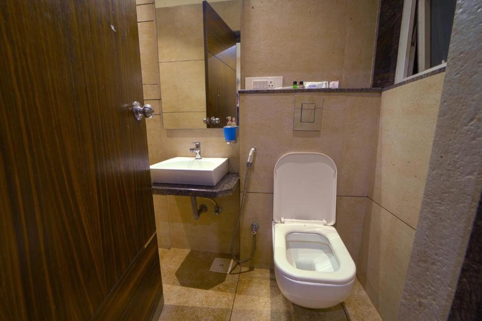 Hotel Sri Sri Executive Lodging