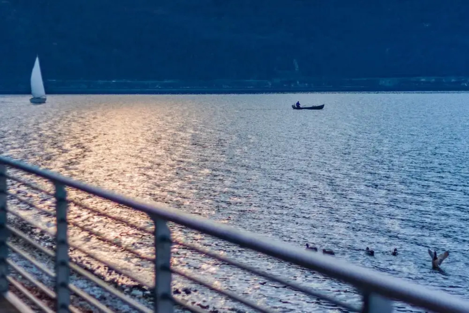 Easy Welcome Aglaia Luxury Lake View Apartment