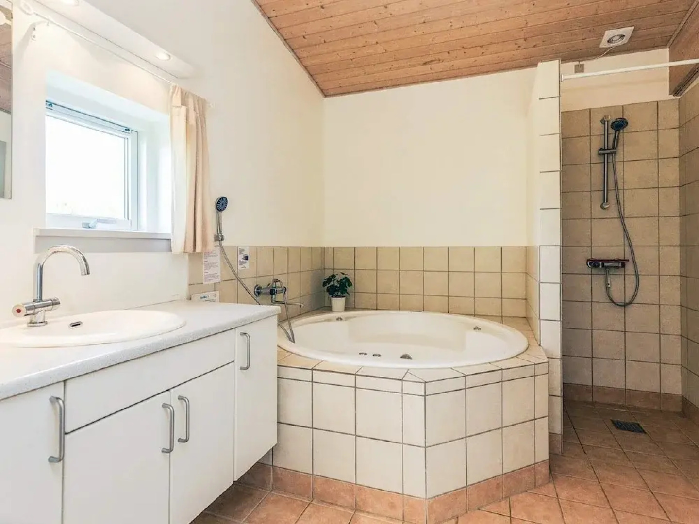 8 Person Holiday Home in Faaborg-by Traum