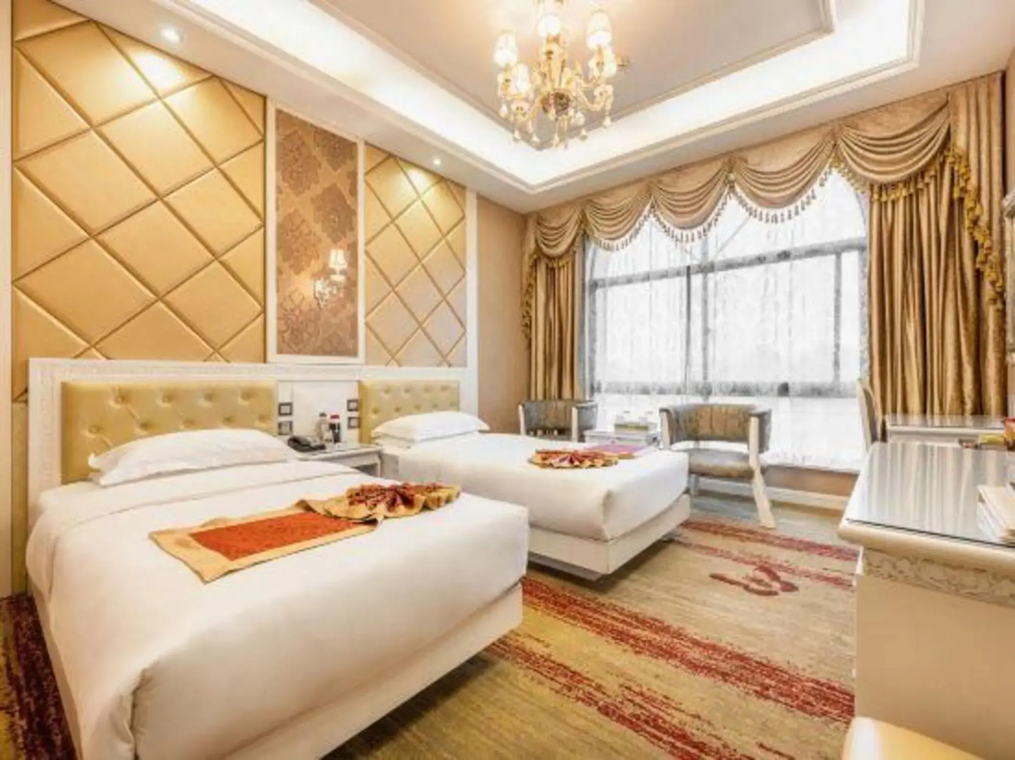 Lian Da Water Cube Hotspring Hotel