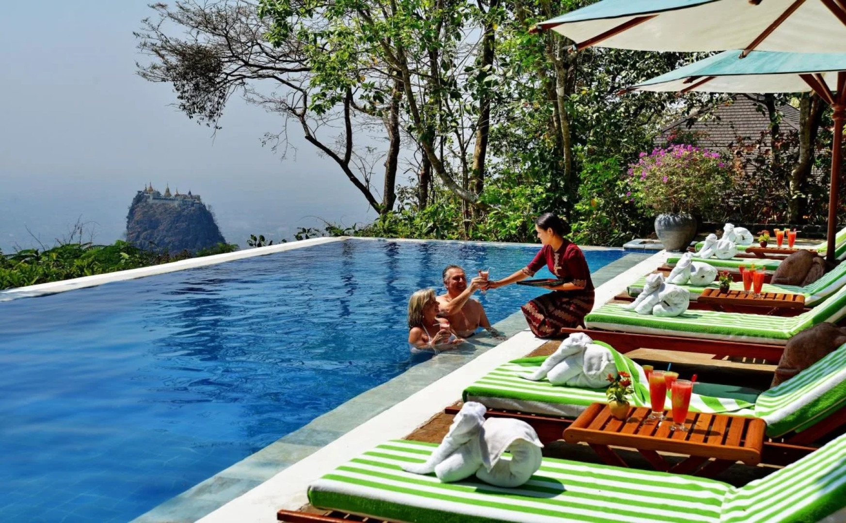 Popa Mountain Resort