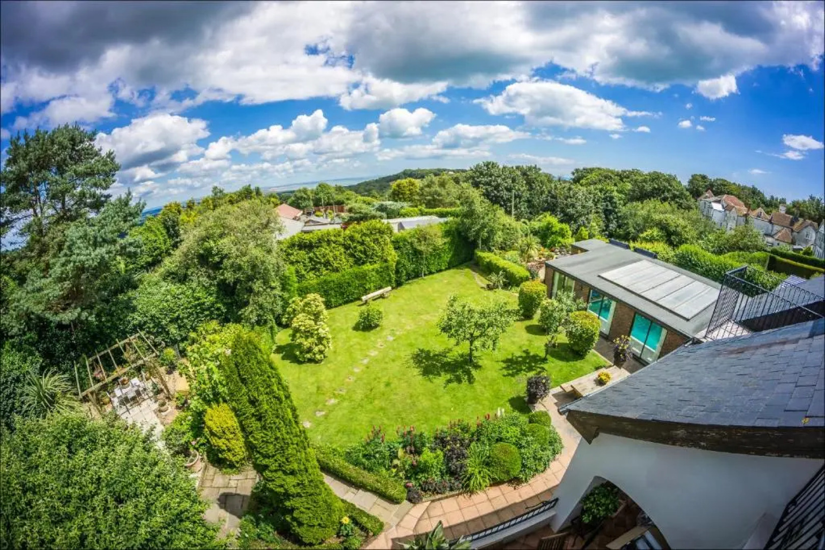 Sea View Holiday Flat - Covehurst Bay