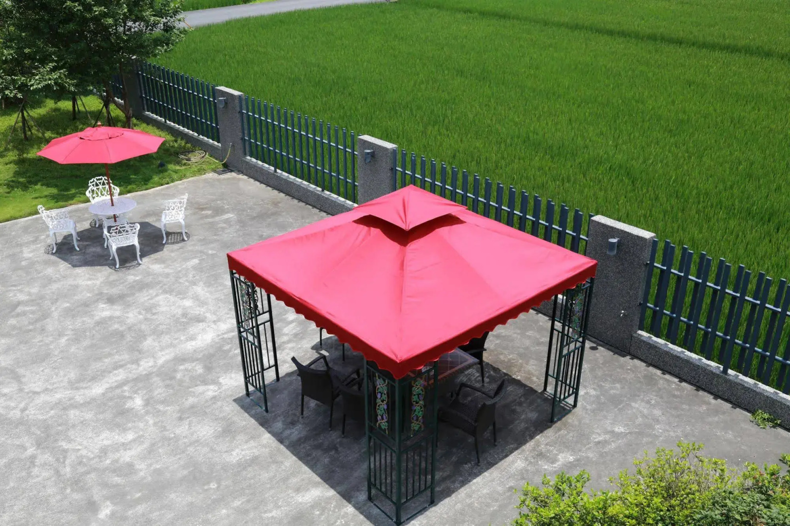 Spring Four Season Resort