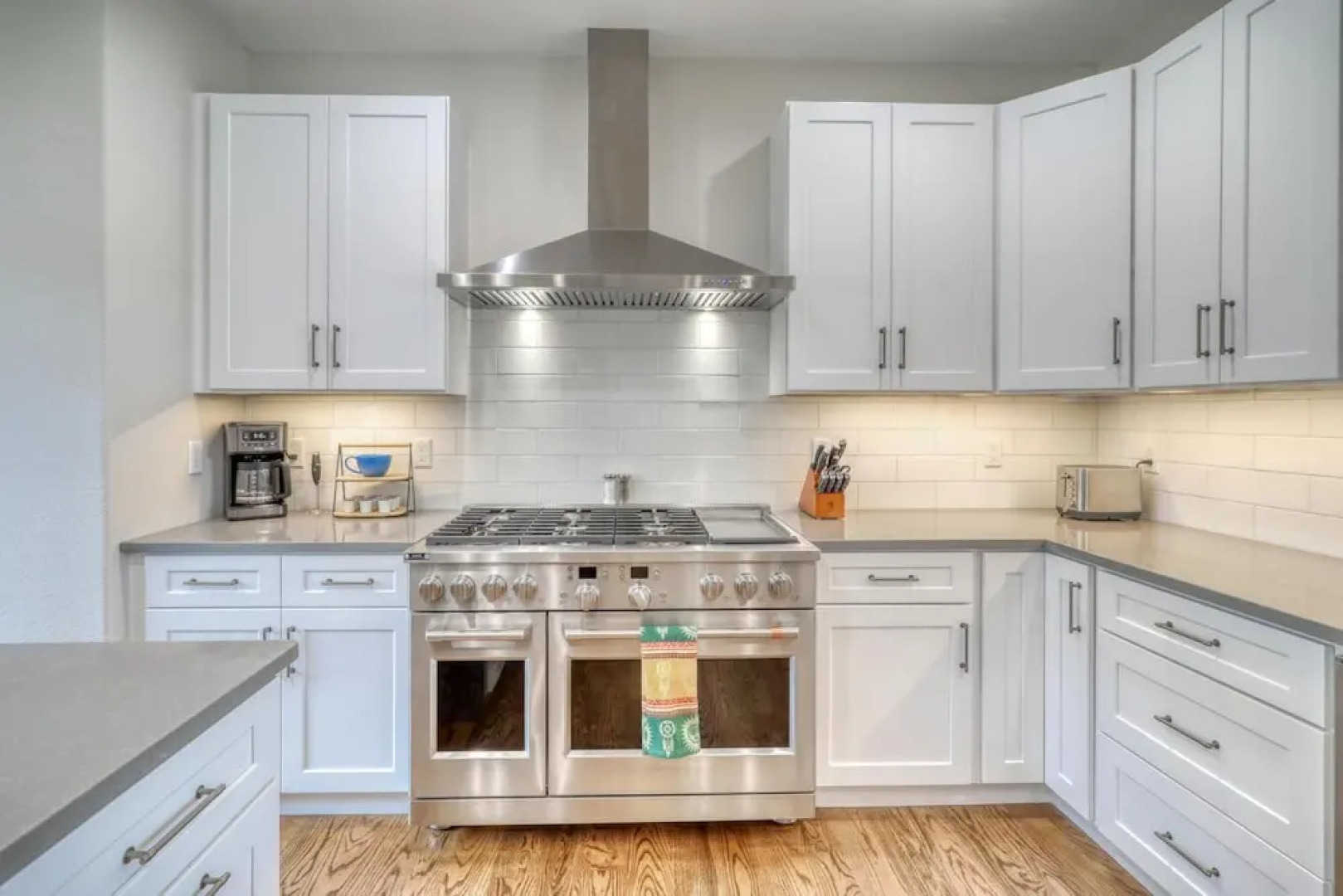 New Tranquil Village Lake Retreat