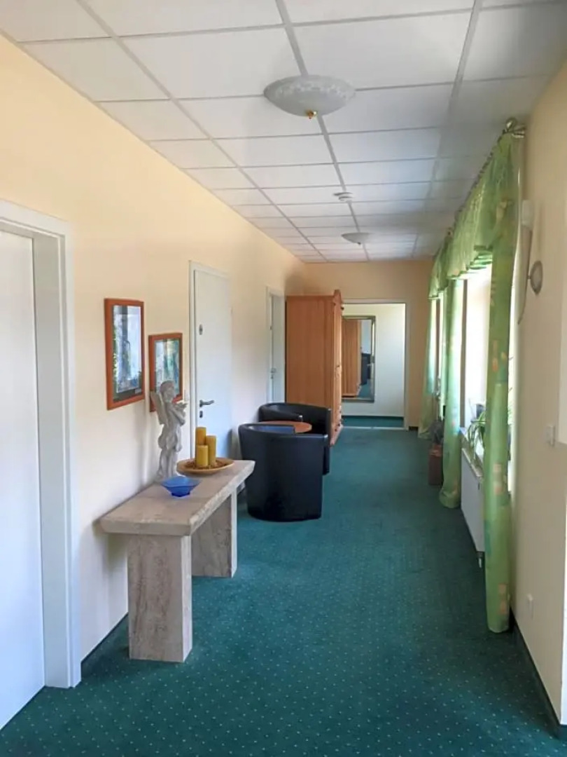 Fricks Hotel & Restaurant