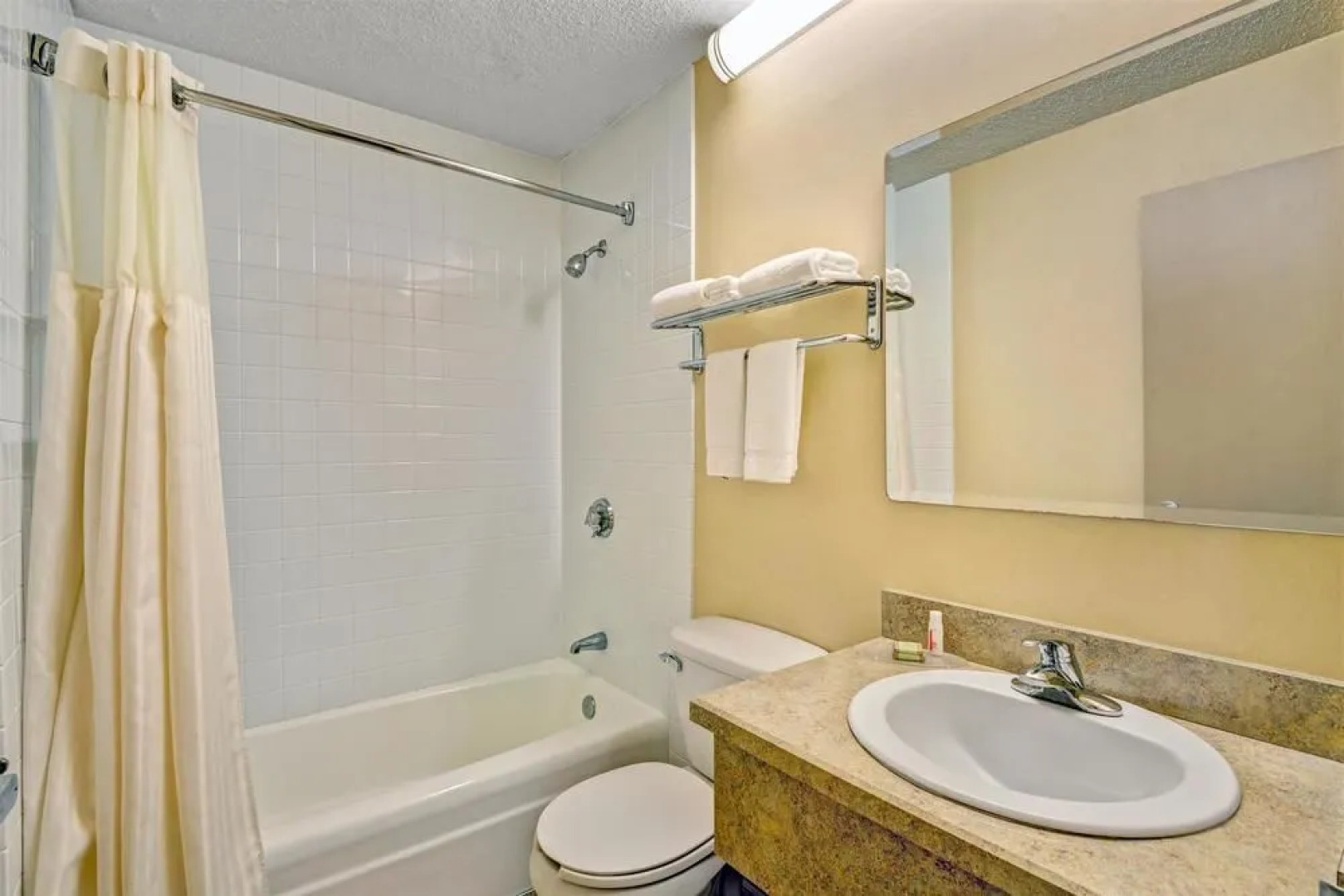 Super 8 Hartford South - Rocky Hill