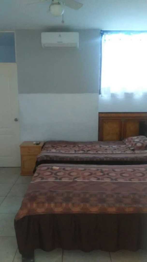 Hotel Burgués Mancora