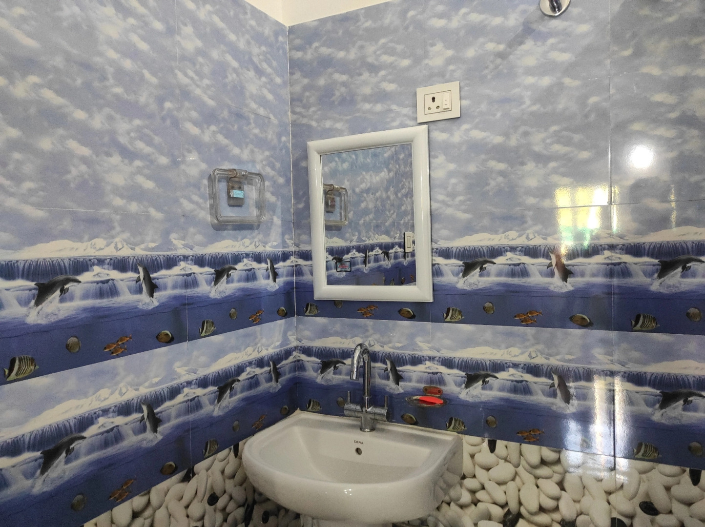 Homocation River Rock Tourist Lodge