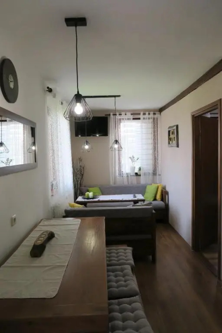 Apartments and Rooms Štefanac