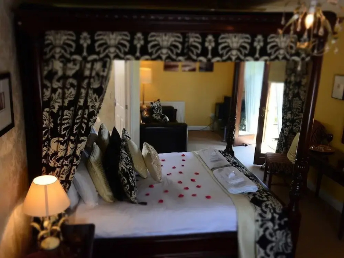 Riverside Barn Guest House